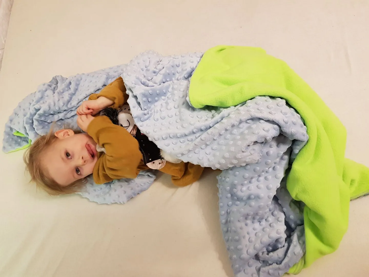 4kg Weighted Blanket & Pillow Case Medium (100 x 150)